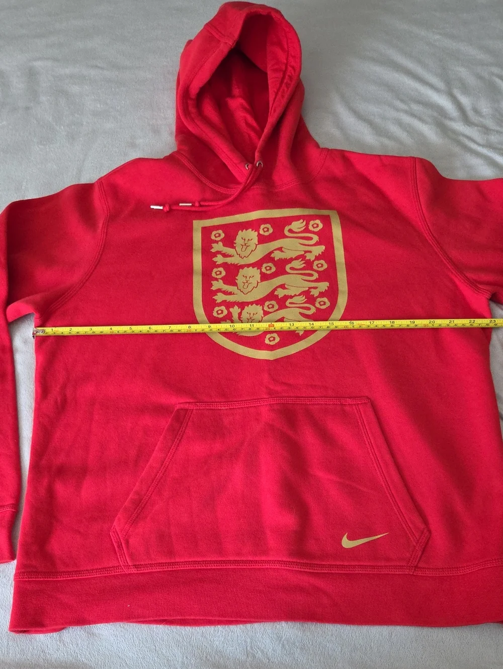 England 3 Lions Nike Soccer Hoodie. Size Large, Red & Gold. - Picture 6 of 6